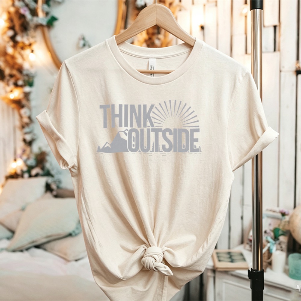 Outdoor Adventure Quotes - Think Outside Sun Mountain 그래픽 티셔츠